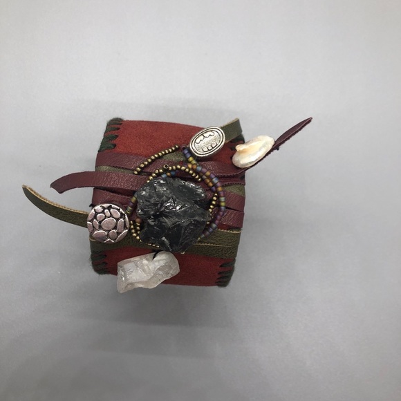 Handmade Bohemian Suede Cuff Bracelet - Picture 3 of 8